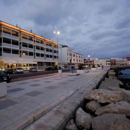 Minzoni Sul Mare E 130 Mt Dal Centro Appartement